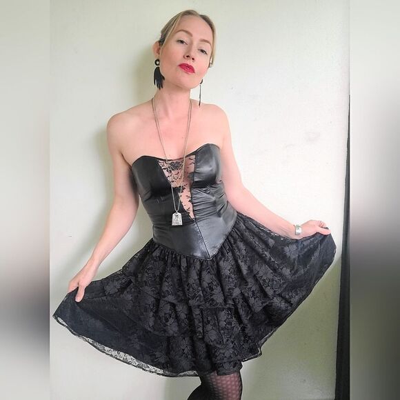 The Black Swan Iconic 1980s Leather + Lace Dress XS - Picture 14 of 16